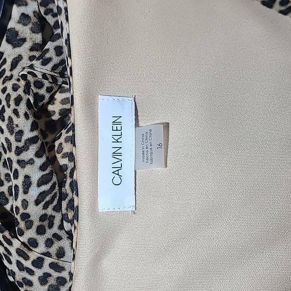 Leopard Print Ruffle Dress - Picture 4 of 4